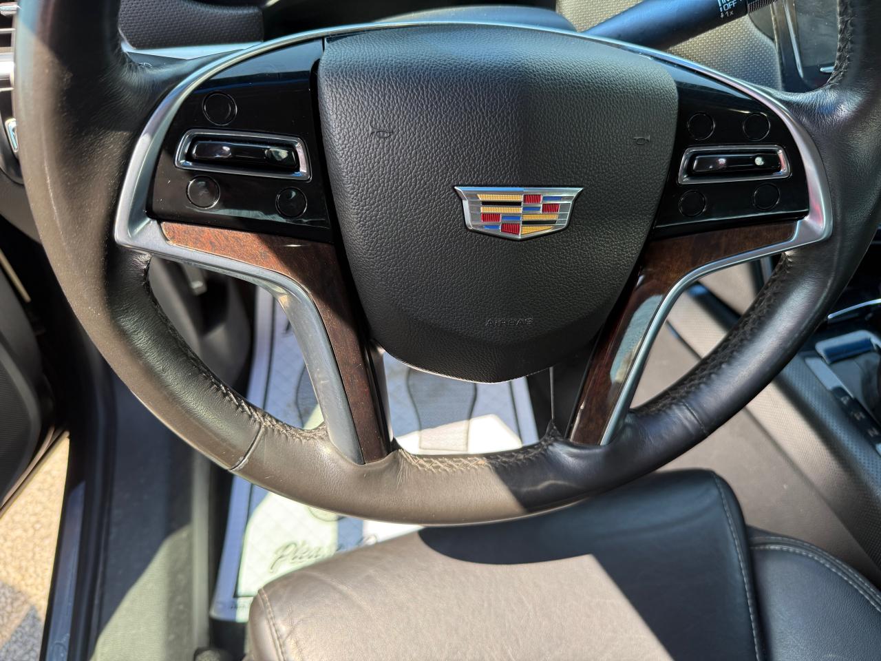 2016 Cadillac XTS Luxury Collection - Photo #14