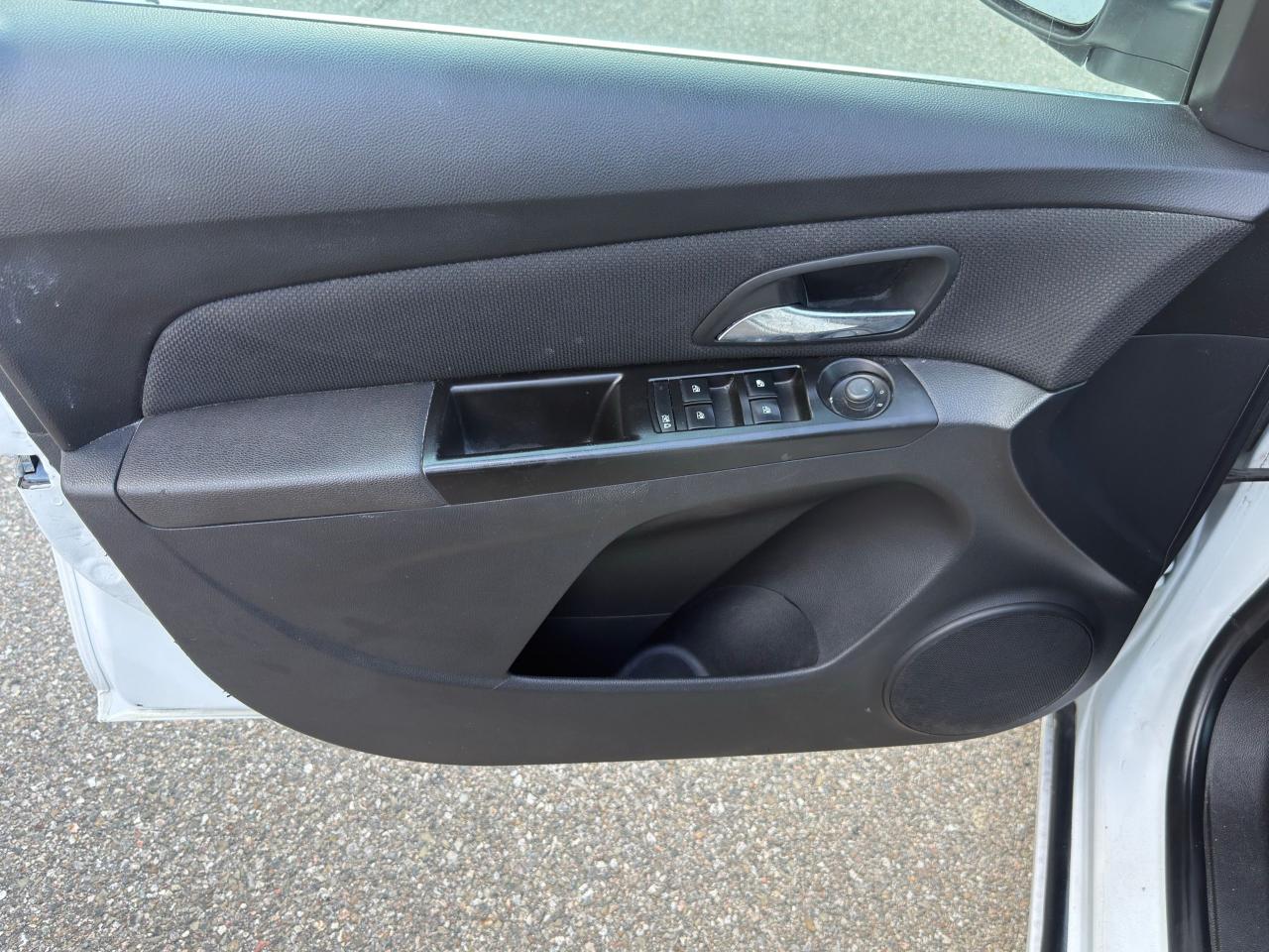 2014 Chevrolet Cruze 2LT - Photo #9