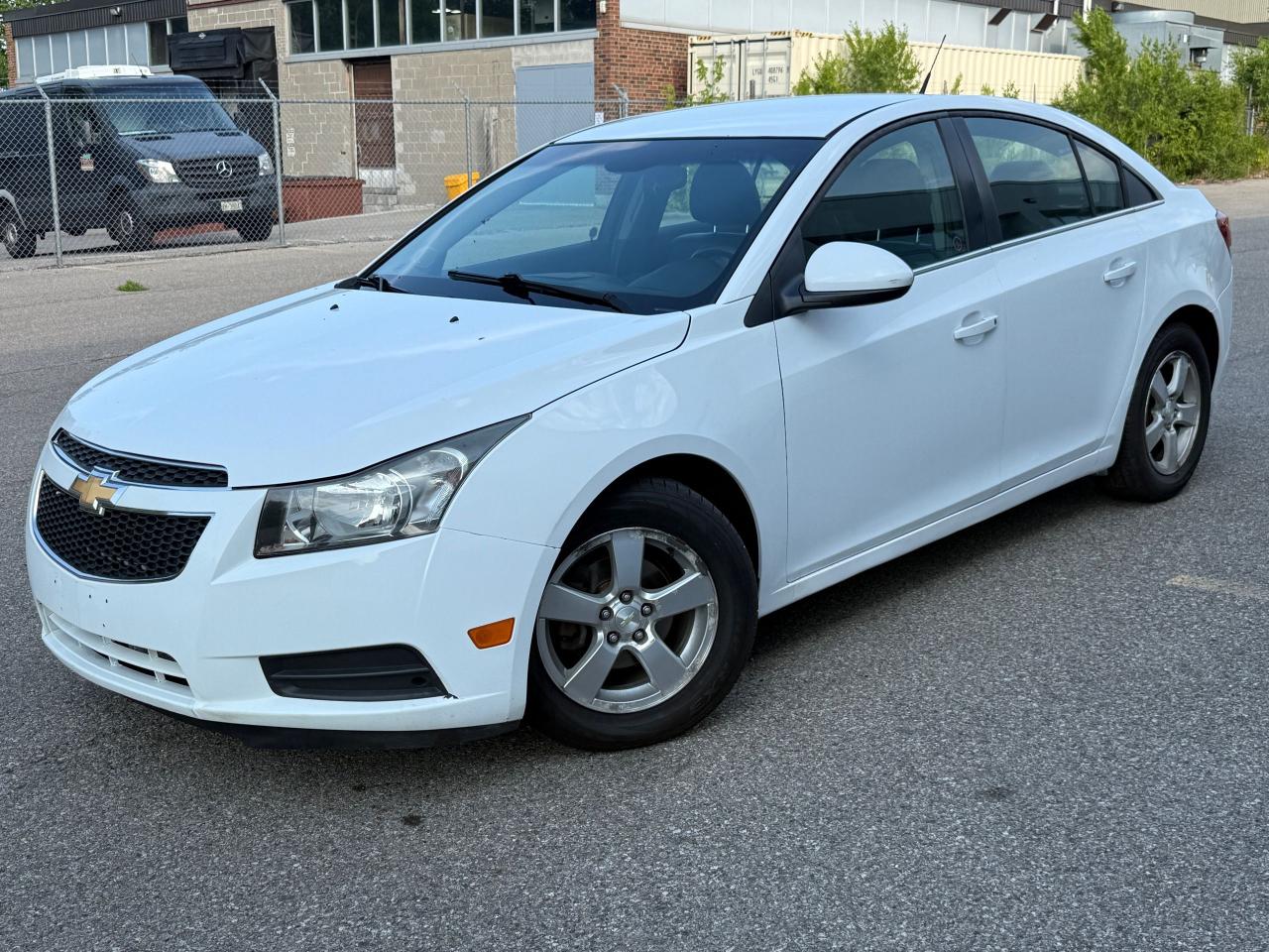 Used 2014 Chevrolet Cruze 2LT for sale in North York, ON