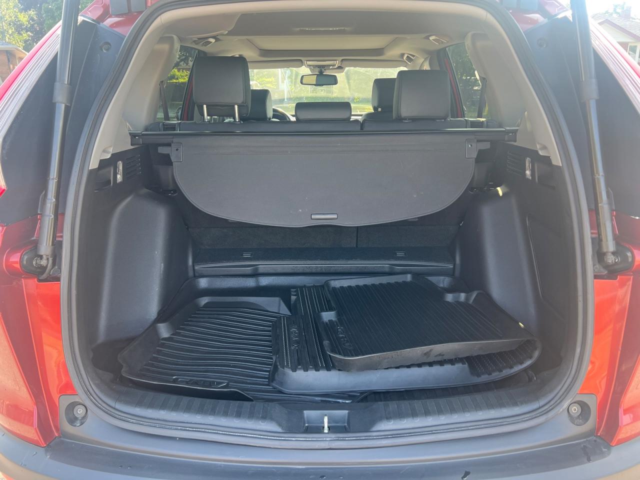 2017 Honda CR-V Touring AWD - Photo #8