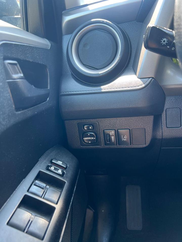 2018 Toyota RAV4 LE - Photo #23