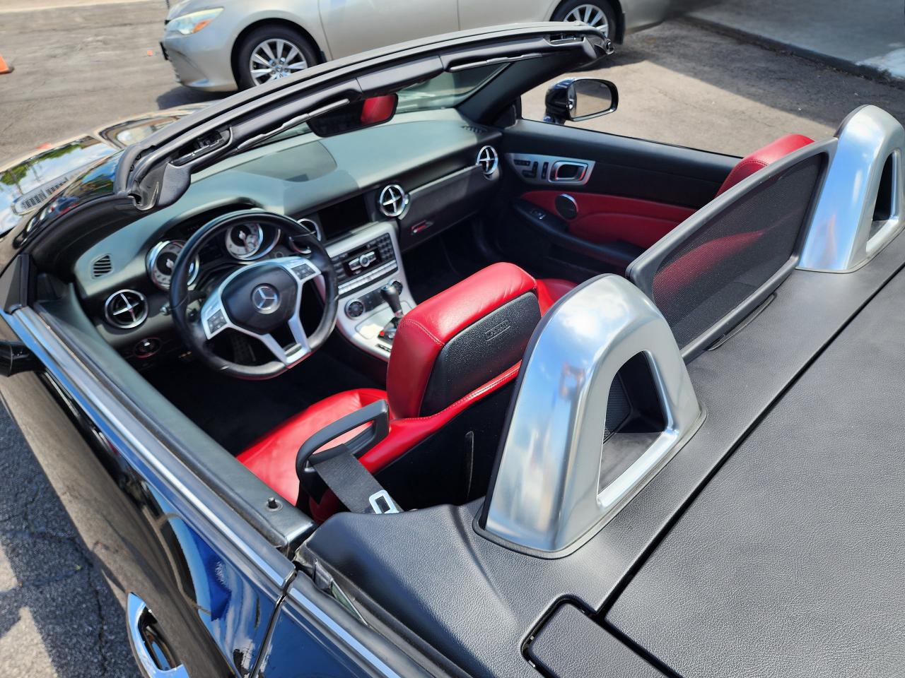 2013 Mercedes-Benz SLK SLK 350- Mint Condition Photo3