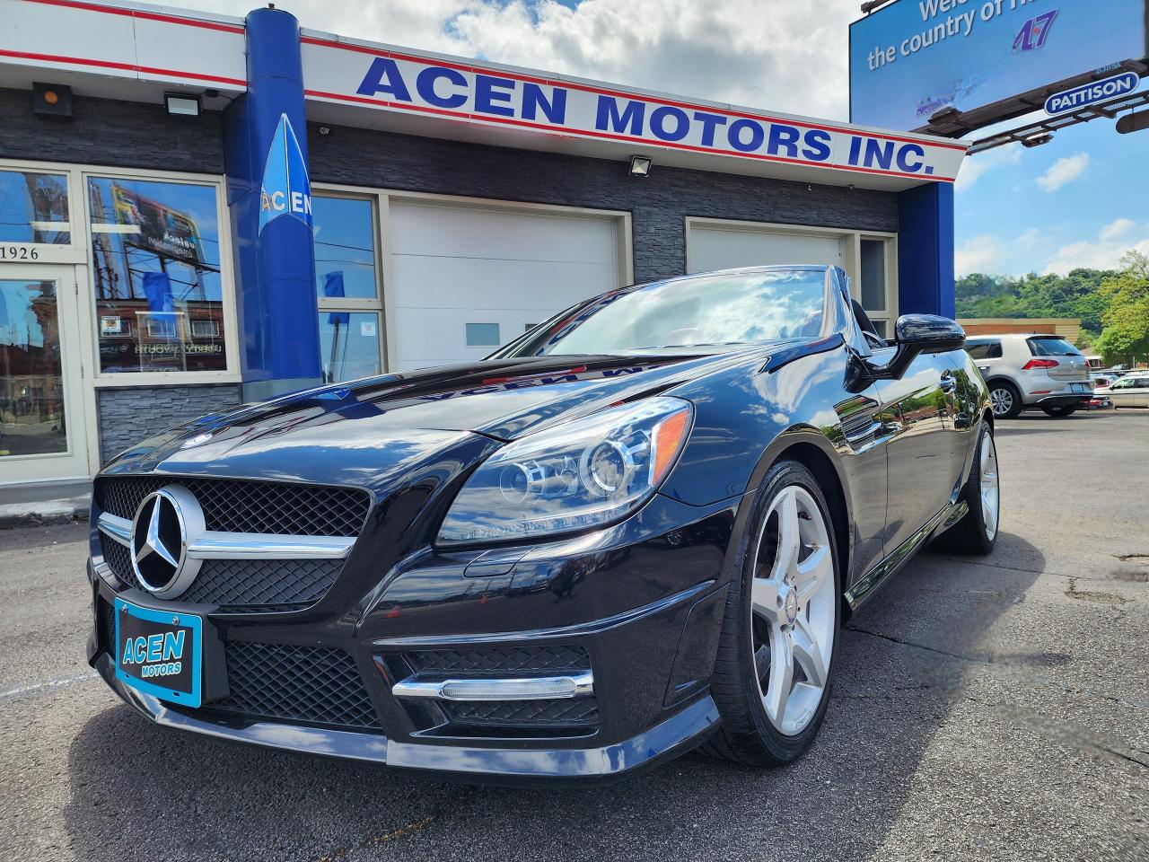 Used 2013 Mercedes-Benz SLK SLK 350- Mint Condition Only 41,000 km for sale in Hamilton, ON