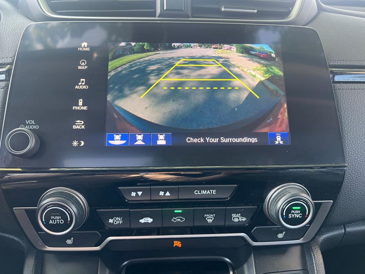 2017 Honda CR-V Touring AWD - Photo #18