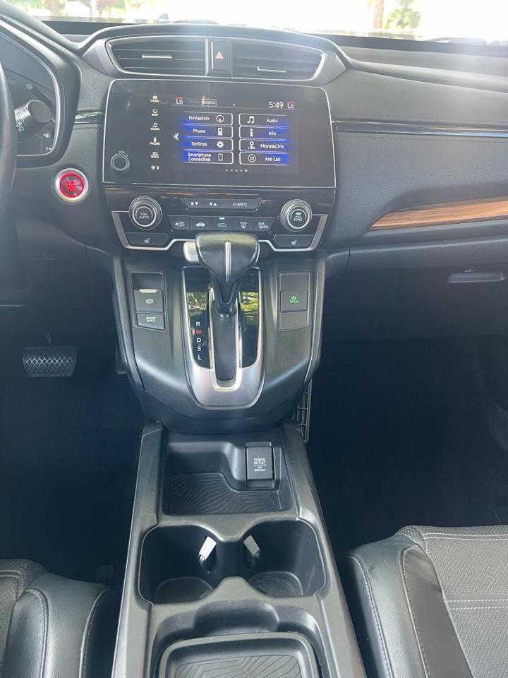 2017 Honda CR-V Touring AWD - Photo #21