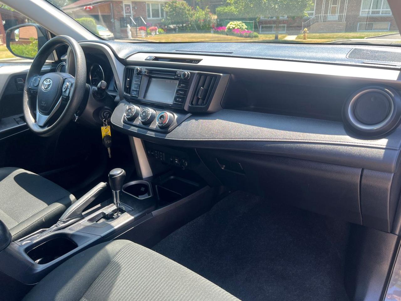 2018 Toyota RAV4 LE - Photo #12
