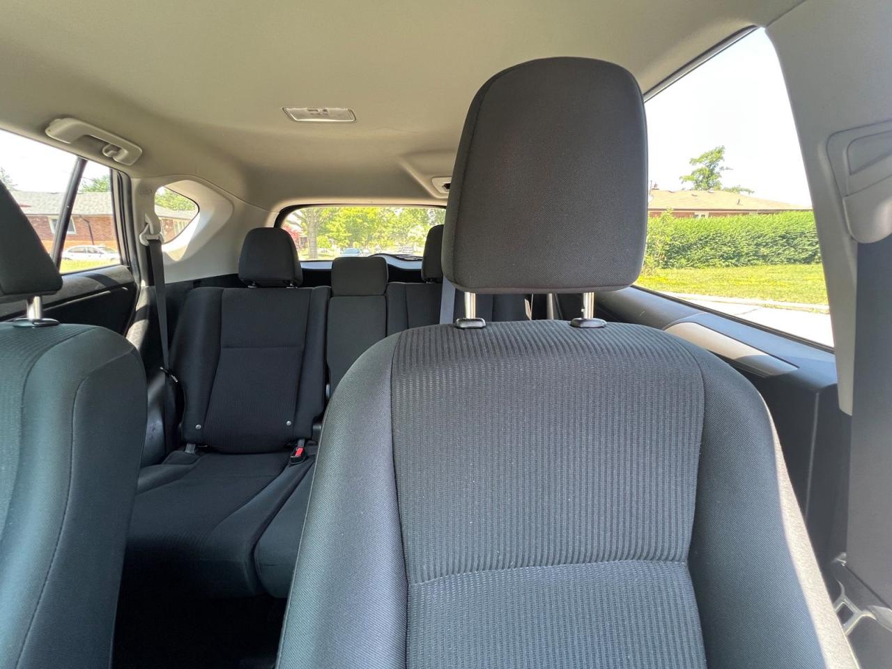 2018 Toyota RAV4 LE - Photo #26