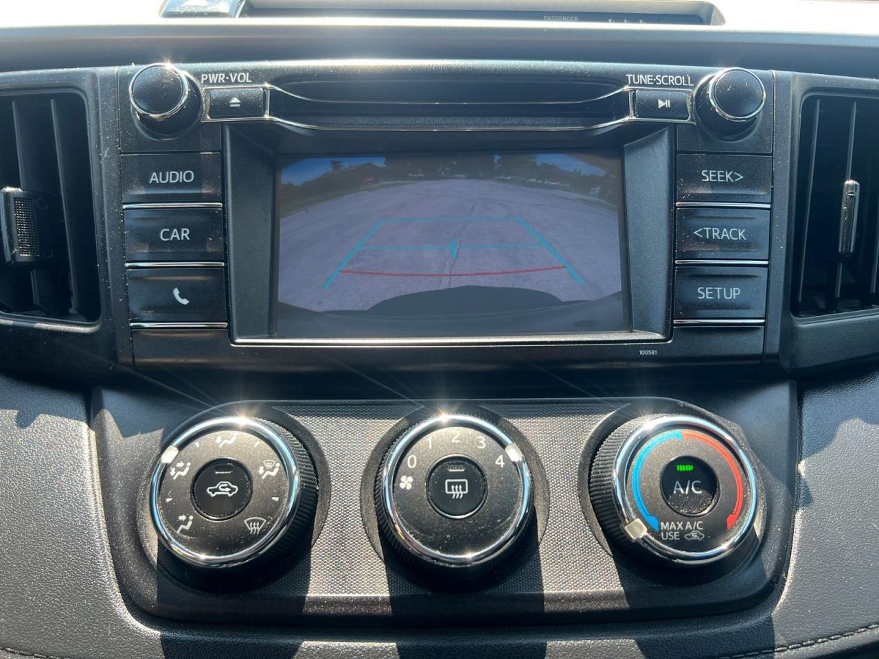 2018 Toyota RAV4 LE - Photo #20