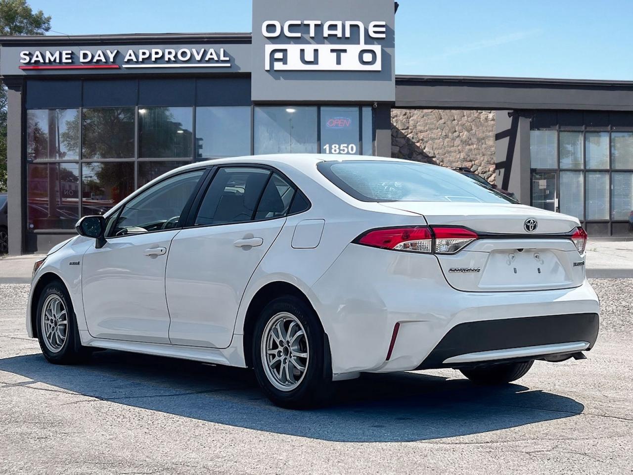 2020 Toyota Corolla Hybrid - Photo #4