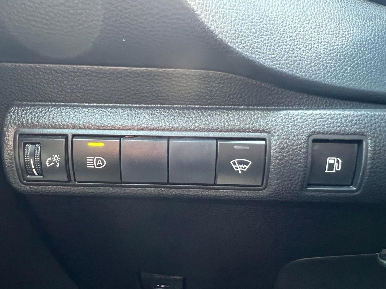 2020 Toyota Corolla Hybrid - Photo #25