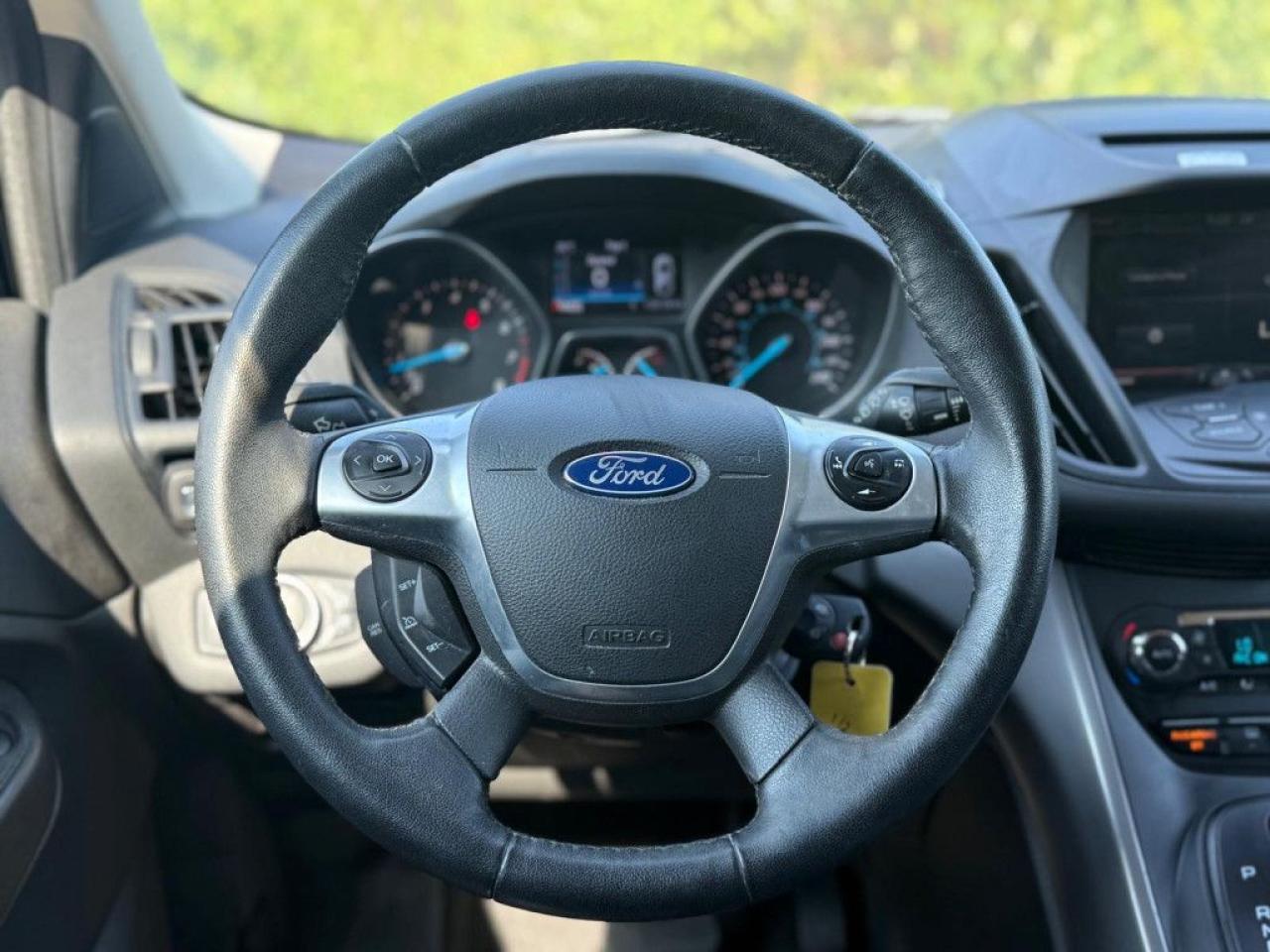 2015 Ford Escape SE |4WD|LEATHER|NAVI|BACK-UP CAM|POWER SEATS|HEATED SEATS| - Photo #30
