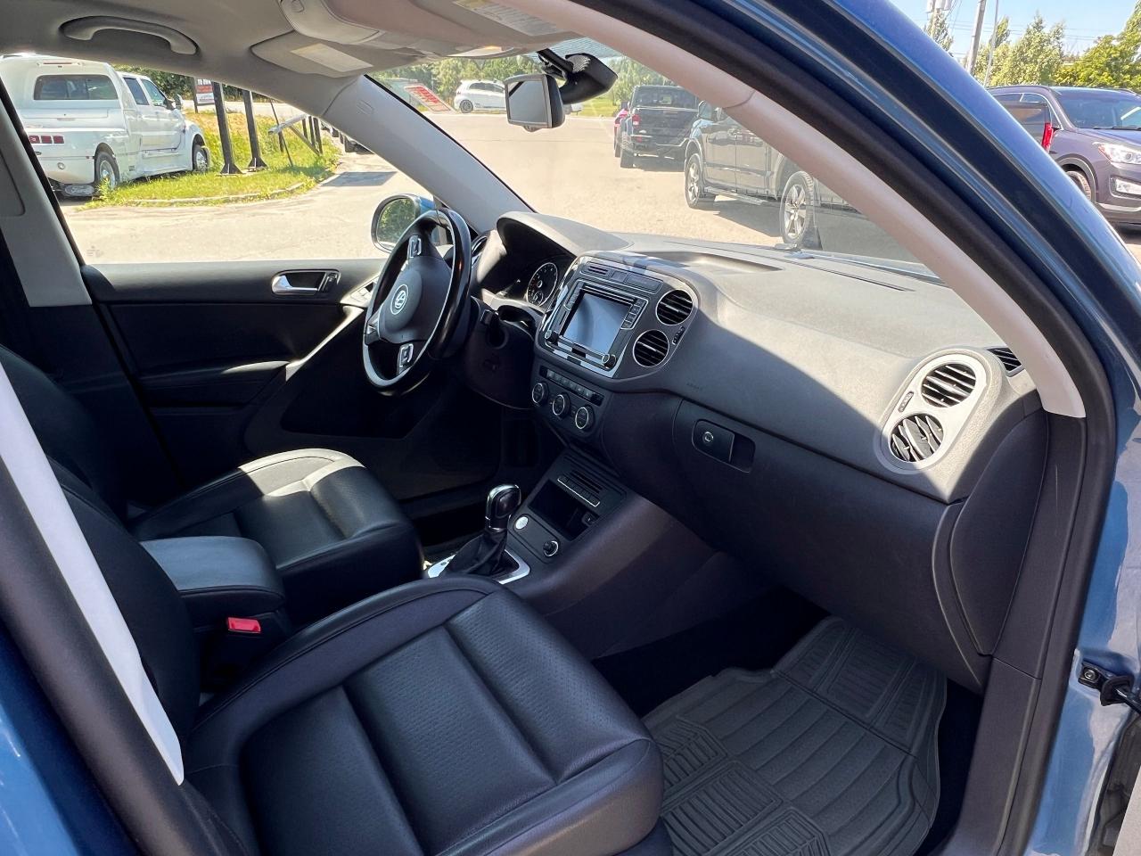 2017 Volkswagen Tiguan 4MOTION 4dr Wolfsburg Edition - Photo #8