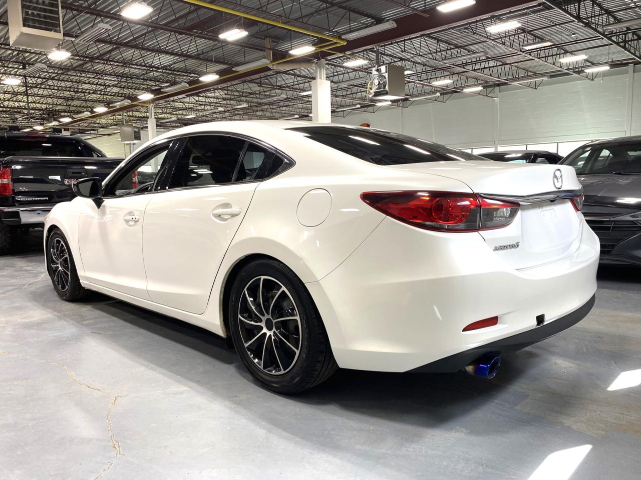 2014 Mazda MAZDA6 GT Photo2