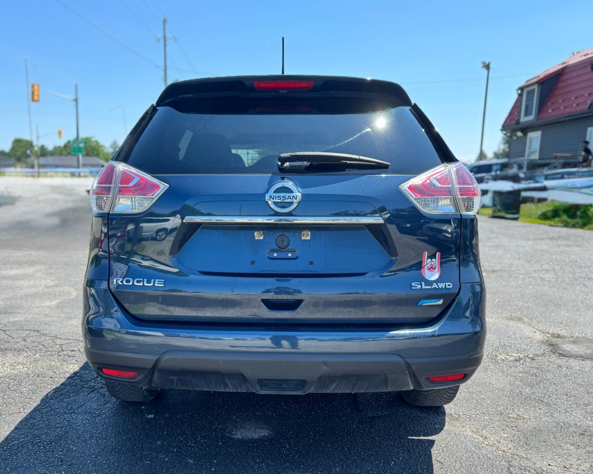 2015 Nissan Rogue S Photo4