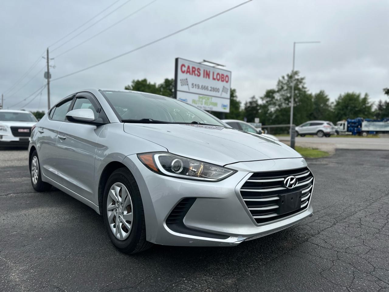 Used 2017 Hyundai Elantra LE for sale in Komoka, ON