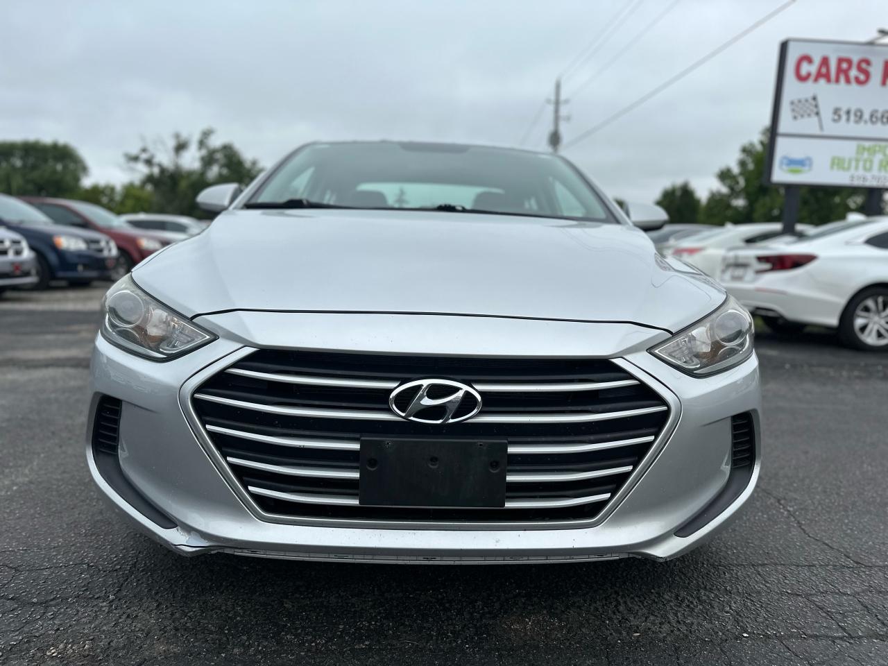 2017 Hyundai Elantra LE Photo29