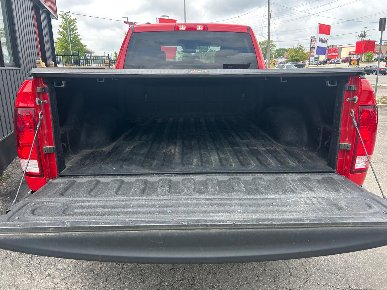 2019 RAM 1500 Classic ST Photo4