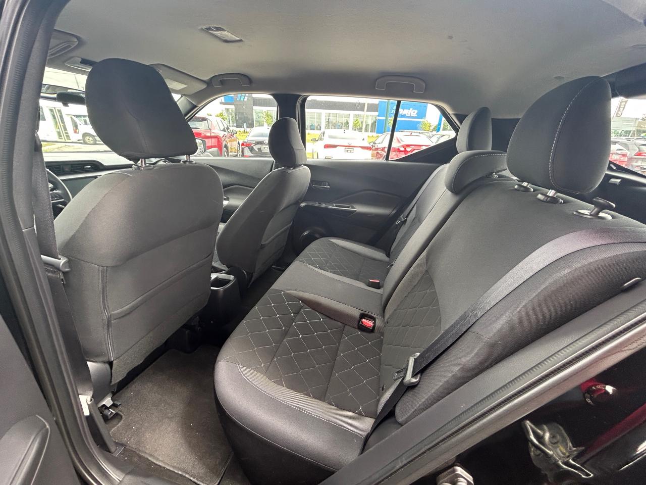 2019 Nissan Kicks S - Photo #3