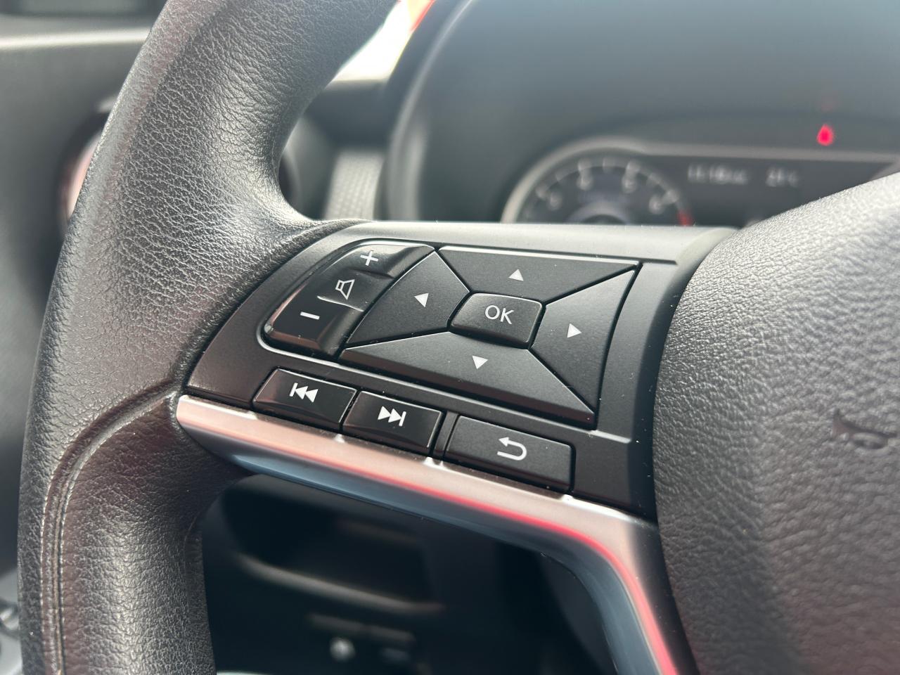 2019 Nissan Kicks S - Photo #10