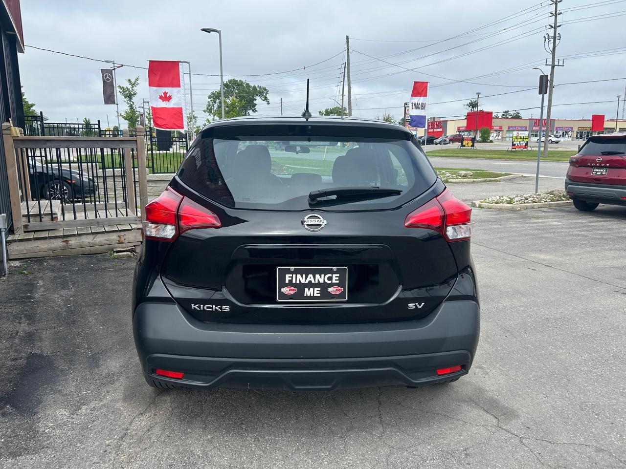 2019 Nissan Kicks S - Photo #2