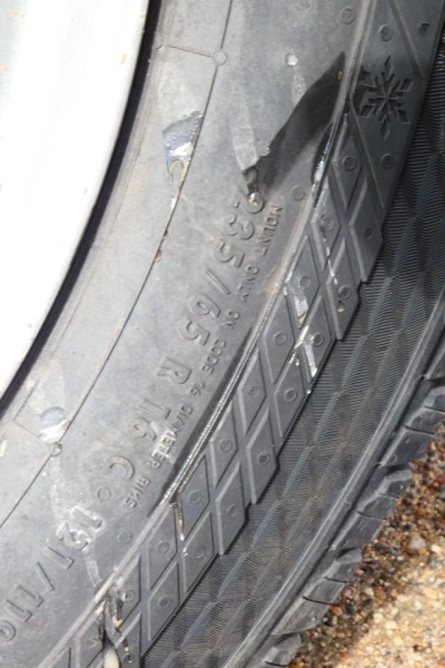 2023 Ford Transit 350 XL 12 pass. mid roof w/cloth seats, BUC - Photo #18