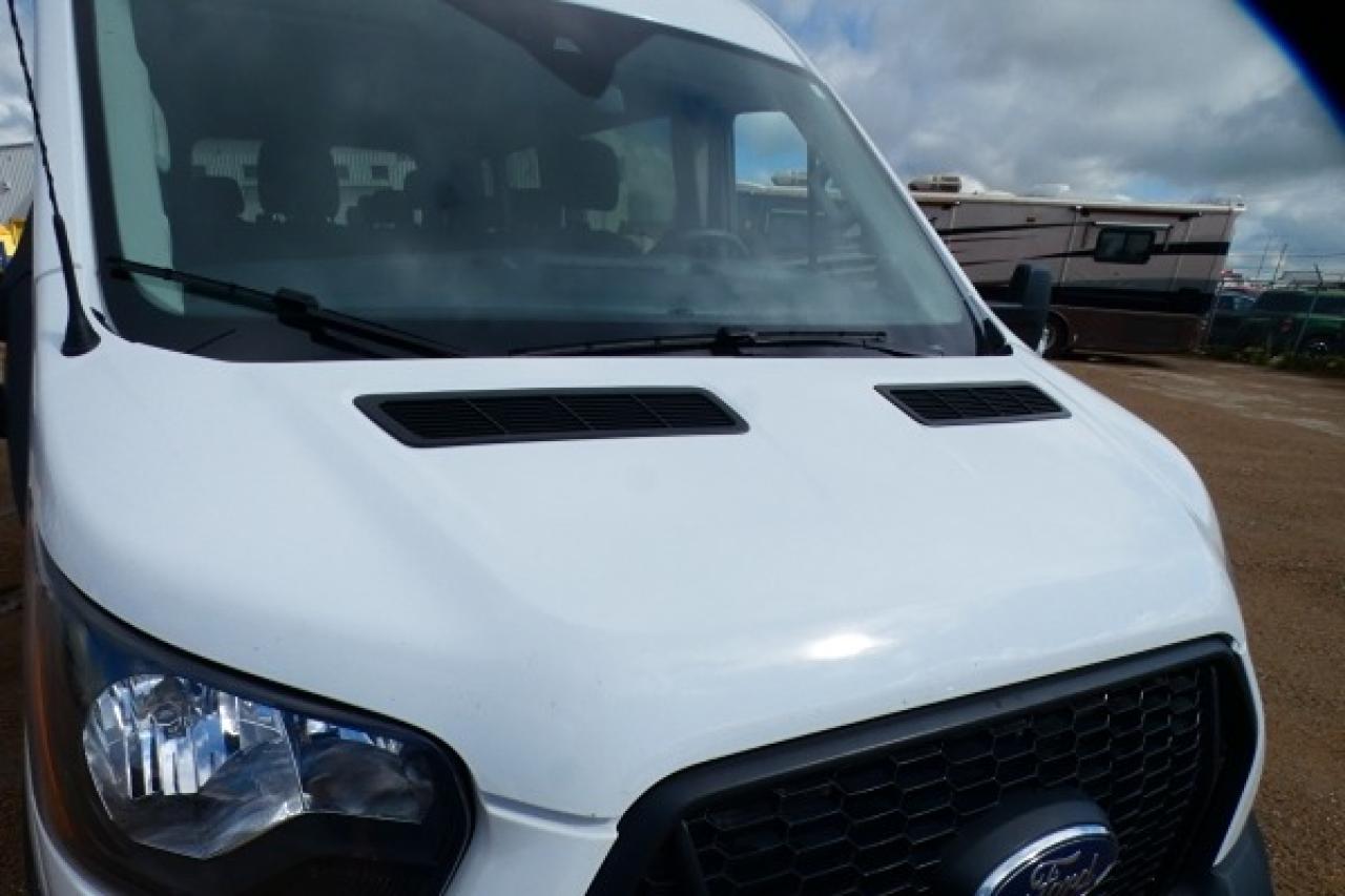 2023 Ford Transit 350 XL 12 pass. mid roof w/cloth seats, BUC - Photo #36