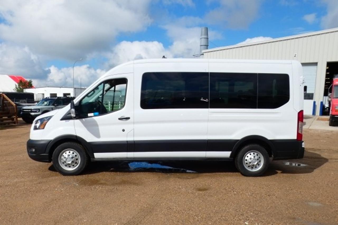 2023 Ford Transit 350 XL 12 pass. mid roof w/cloth seats, BUC