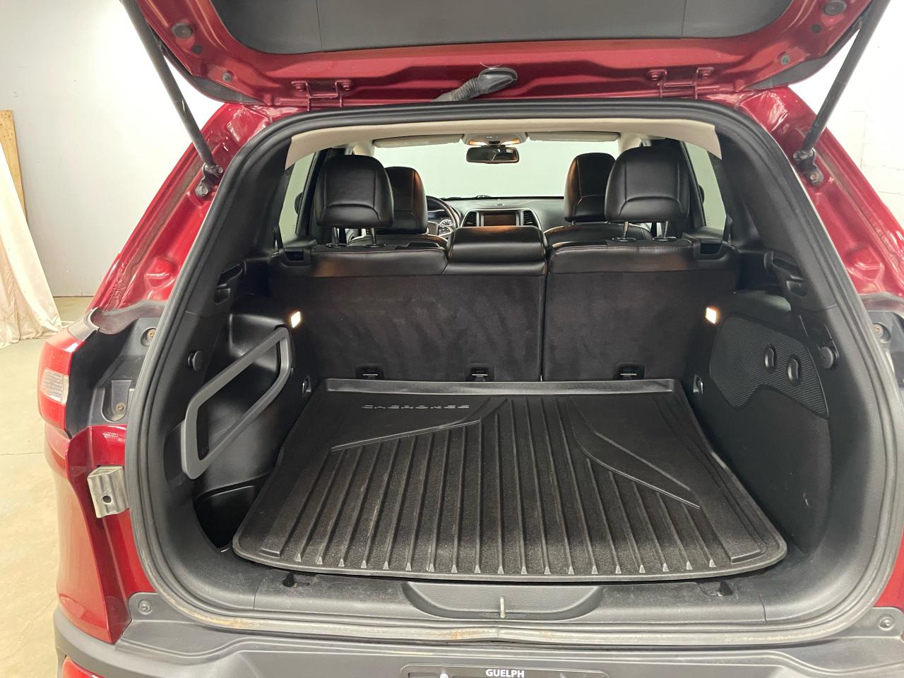 2016 Jeep Cherokee Trailhawk Photo27