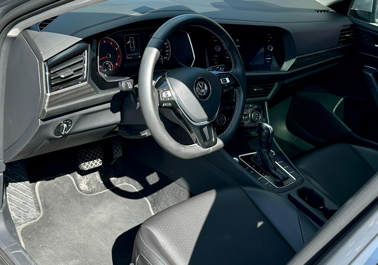 2021 Volkswagen Jetta HIGHLINE Photo