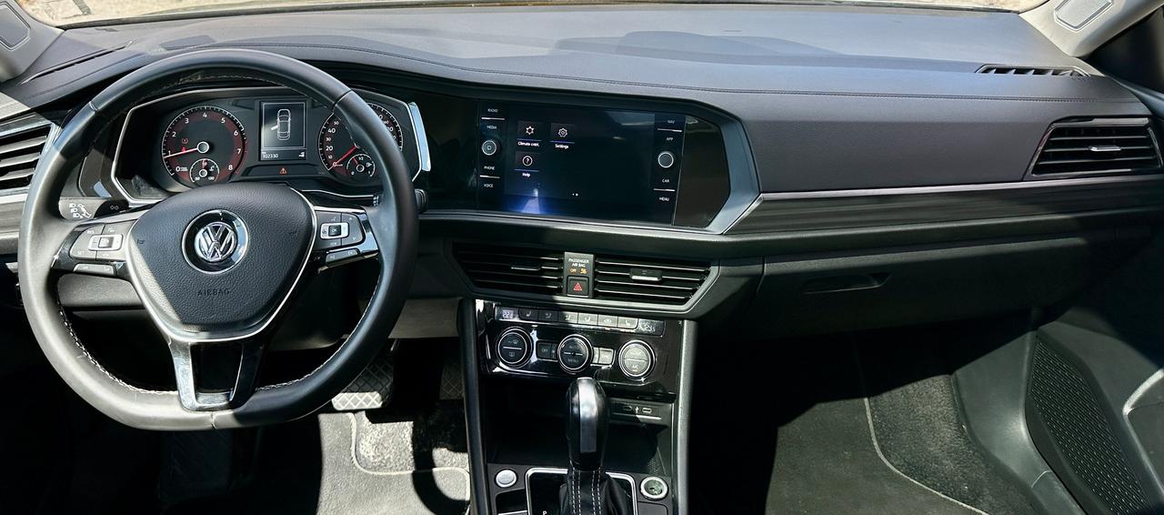 2021 Volkswagen Jetta HIGHLINE Photo