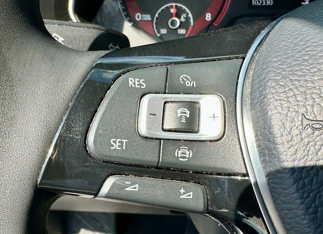 2021 Volkswagen Jetta HIGHLINE Photo