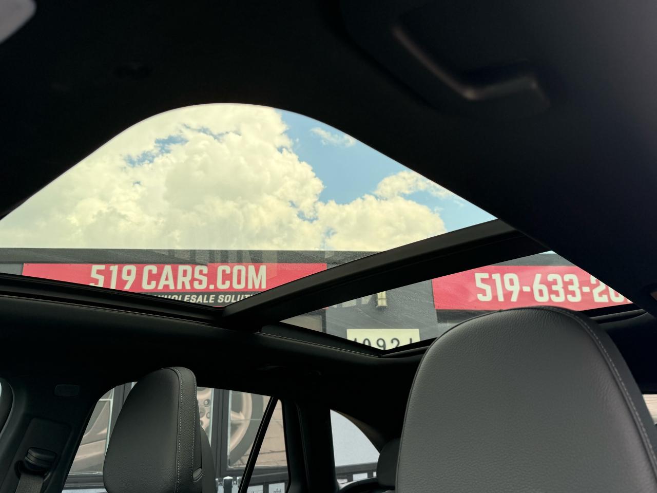 2024 Mercedes-Benz GLC-Class GLC 300 | Navigation | Backup Camera | Sunroof - Photo #17