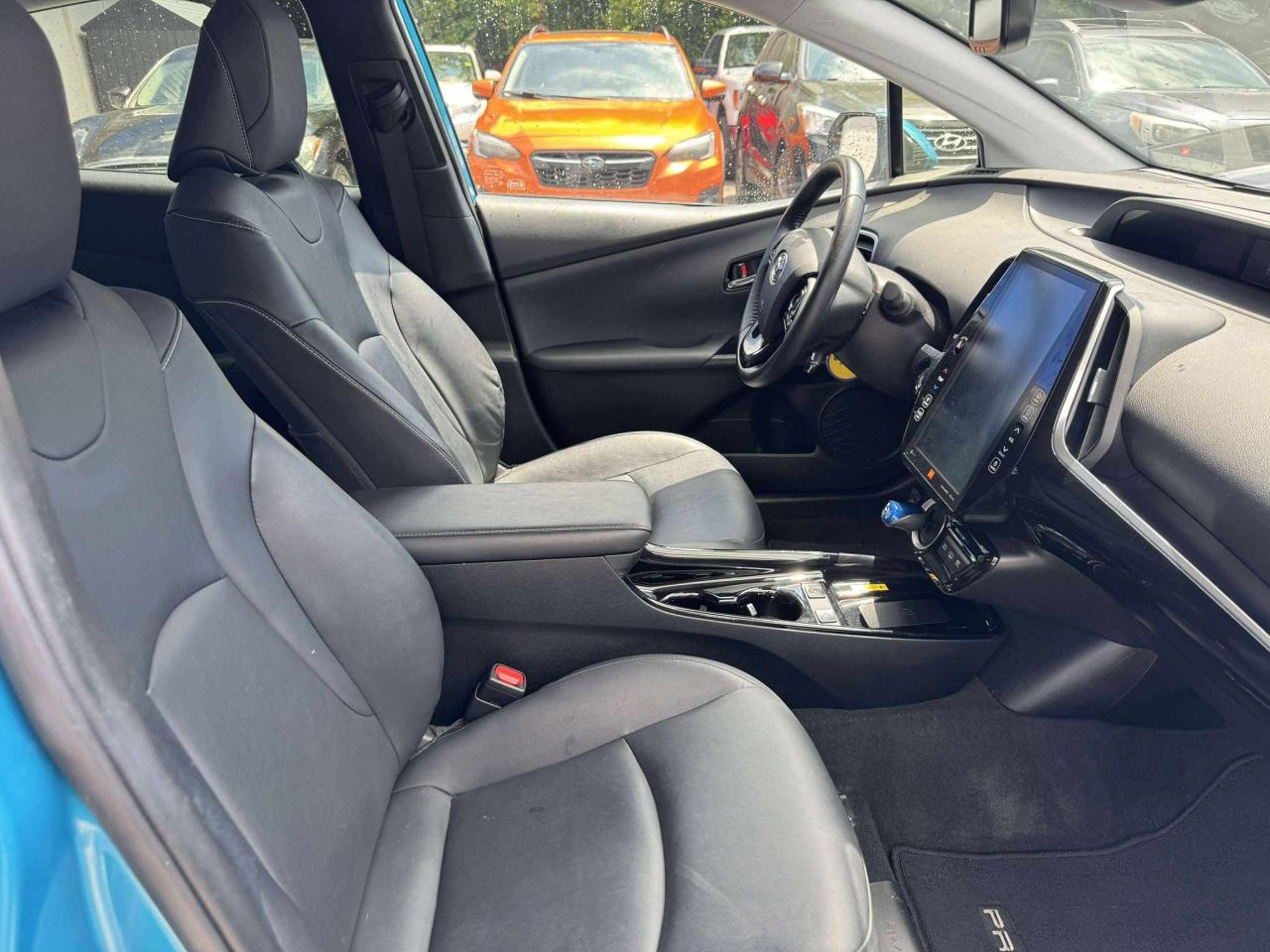 2020 Toyota Prius Prime  - Photo #10