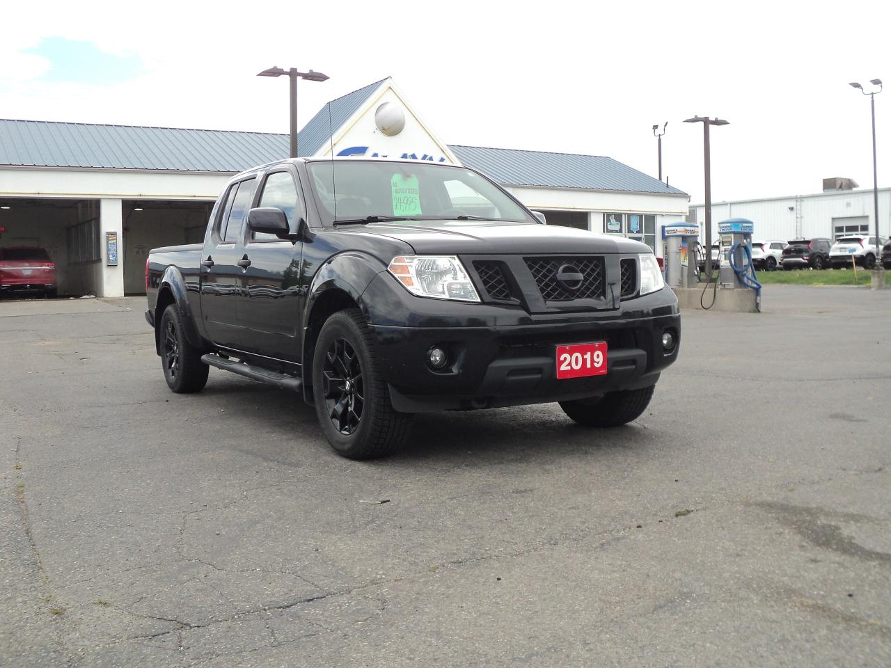 2019 Nissan Frontier SV Midnight Edition CrewCab 4x4 4.0L6cyl 6ftBox - Photo #5