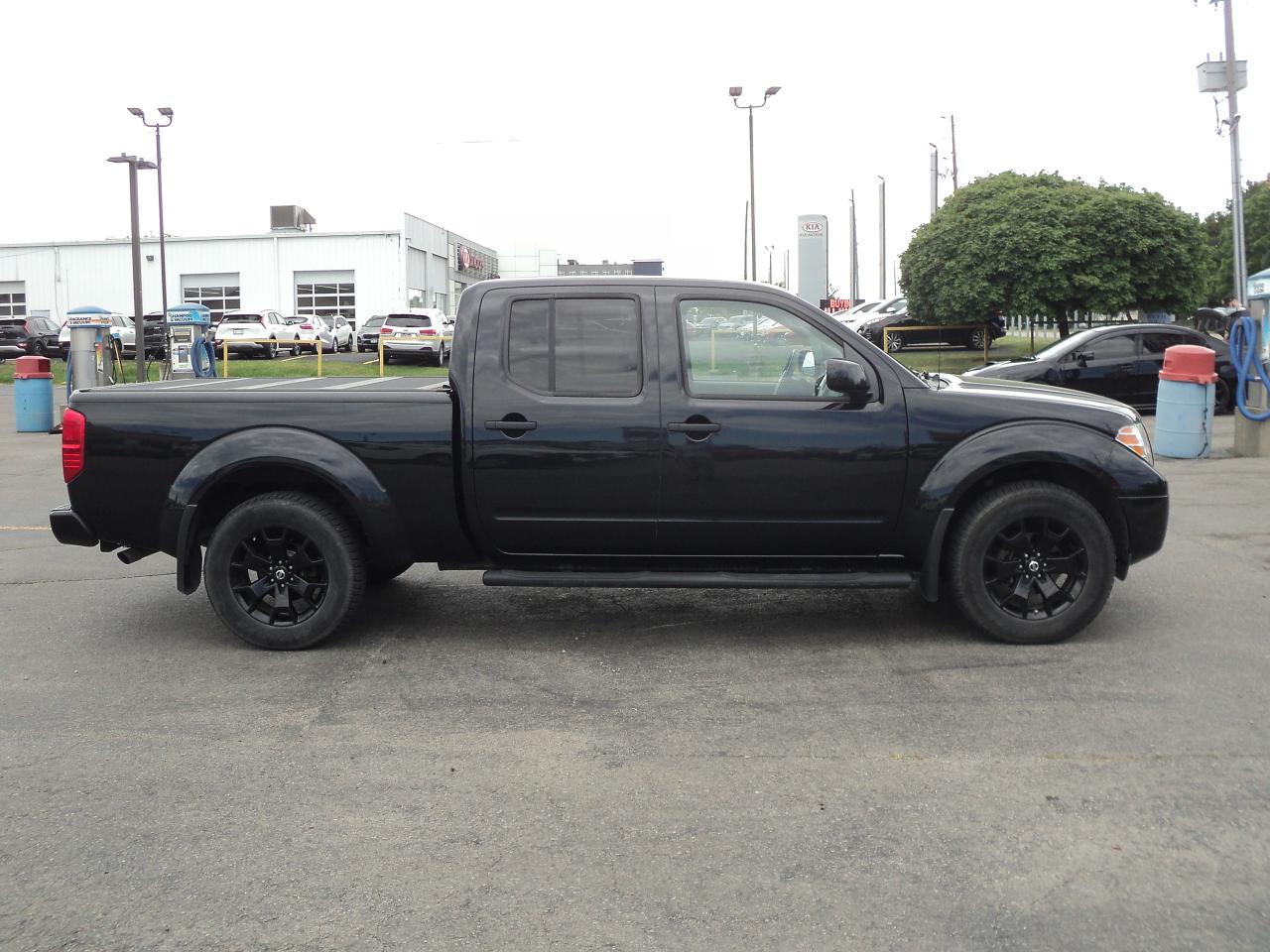 2019 Nissan Frontier SV Midnight Edition CrewCab 4x4 4.0L6cyl 6ftBox - Photo #7