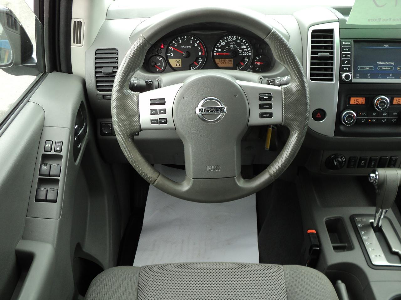 2019 Nissan Frontier SV Midnight Edition CrewCab 4x4 4.0L6cyl 6ftBox - Photo #14