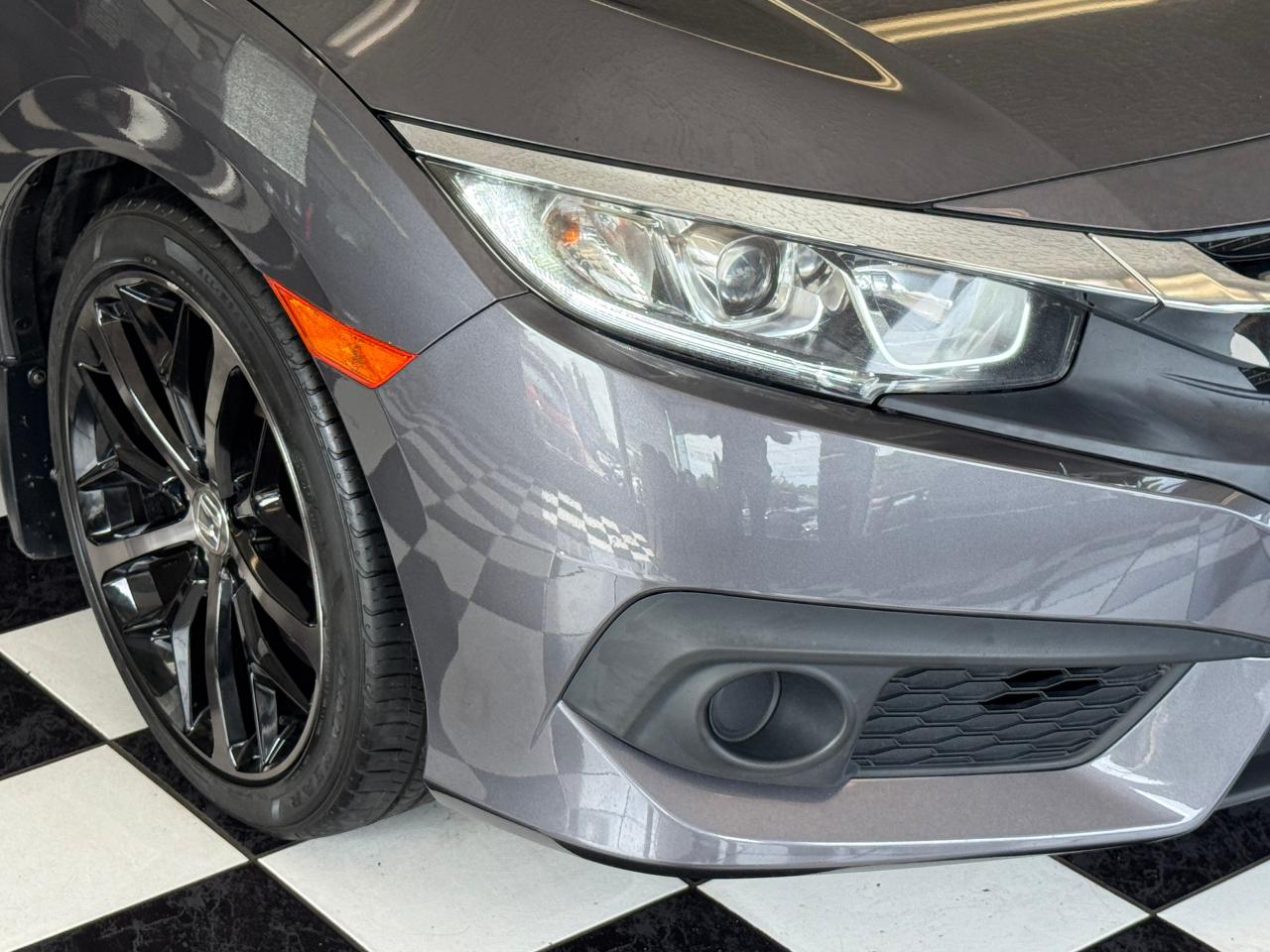 2017 Honda Civic EX+Camera+Roof+Adaptive Cruise+Lane Keep+A/C - Photo #33