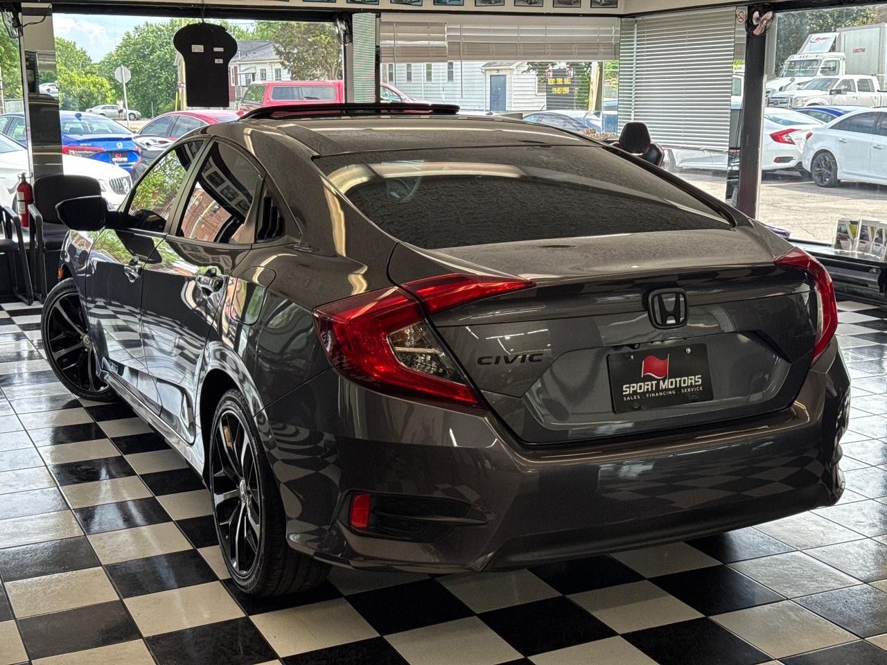 2017 Honda Civic EX+Camera+Roof+Adaptive Cruise+Lane Keep+A/C - Photo #15