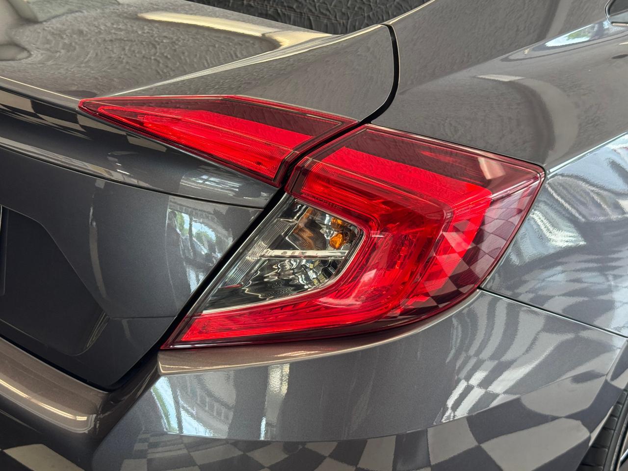 2017 Honda Civic EX+Camera+Roof+Adaptive Cruise+Lane Keep+A/C - Photo #60