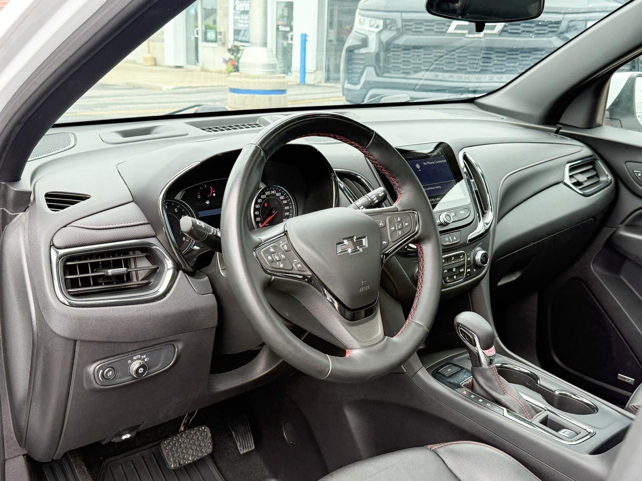 2024 Chevrolet Equinox RS 1.5L 4CYL WITH REMOTE START/ENTRY, SUNROOF, HEATED SEATS, HEATED STEERING WHEEL, BOSE SOUND SYSTEM, HD SURROUND VISION, APPLE CARPLAY AND ANDROID AUTO Photo
