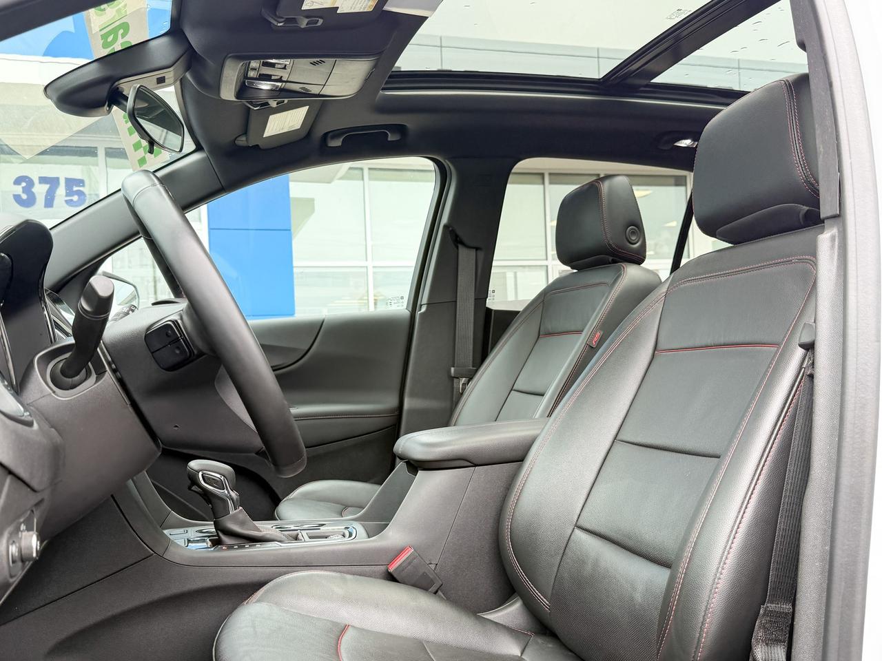 2024 Chevrolet Equinox RS 1.5L 4CYL WITH REMOTE START/ENTRY, SUNROOF, HEATED SEATS, HEATED STEERING WHEEL, BOSE SOUND SYSTEM, HD SURROUND VISION, APPLE CARPLAY AND ANDROID AUTO Photo