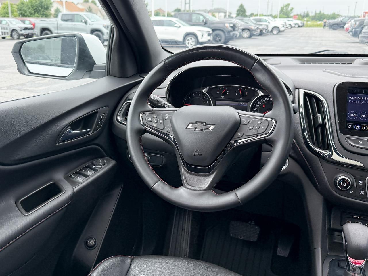 2024 Chevrolet Equinox RS 1.5L 4CYL WITH REMOTE START/ENTRY, SUNROOF, HEATED SEATS, HEATED STEERING WHEEL, BOSE SOUND SYSTEM, HD SURROUND VISION, APPLE CARPLAY AND ANDROID AUTO Photo