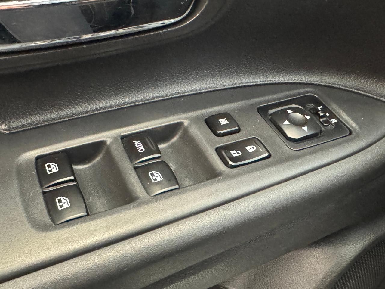 2016 Mitsubishi Outlander SE AWD 7 Passenger+New Tires+Brakes+Wheels+Camera - Photo #46