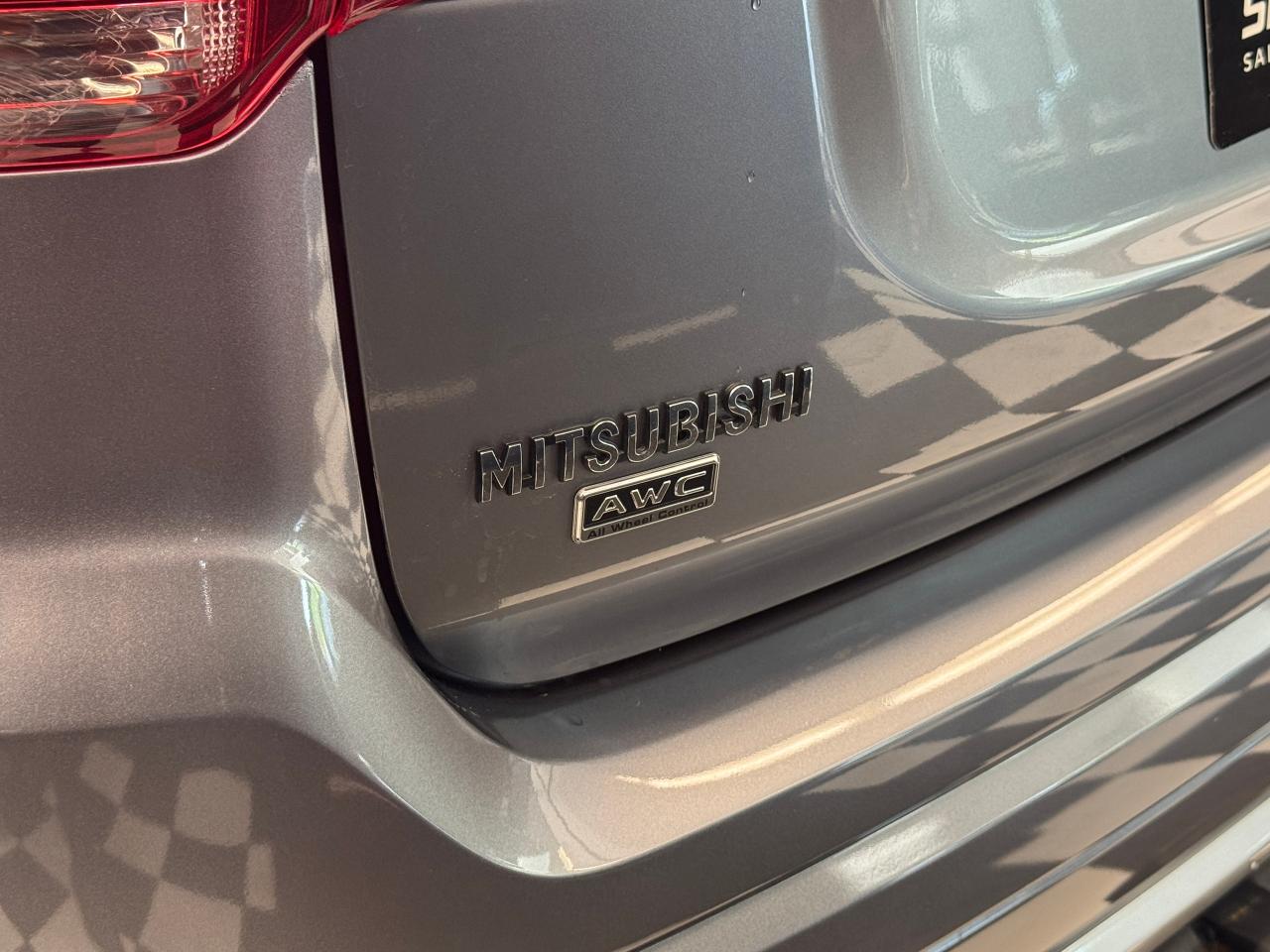 2016 Mitsubishi Outlander SE AWD 7 Passenger+New Tires+Brakes+Wheels+Camera - Photo #58