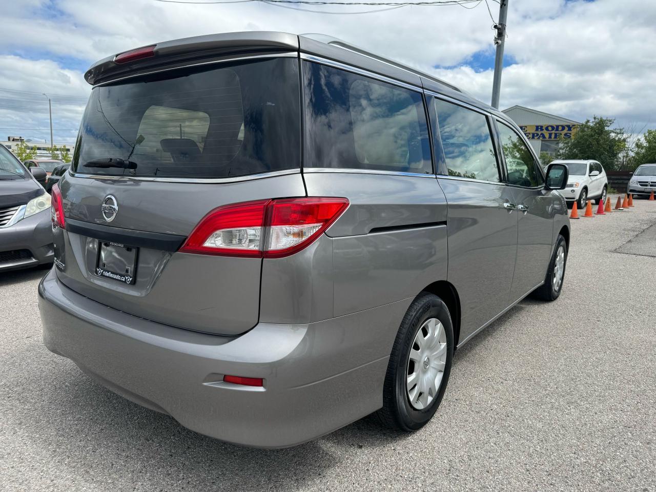 2013 Nissan Quest S Photo4