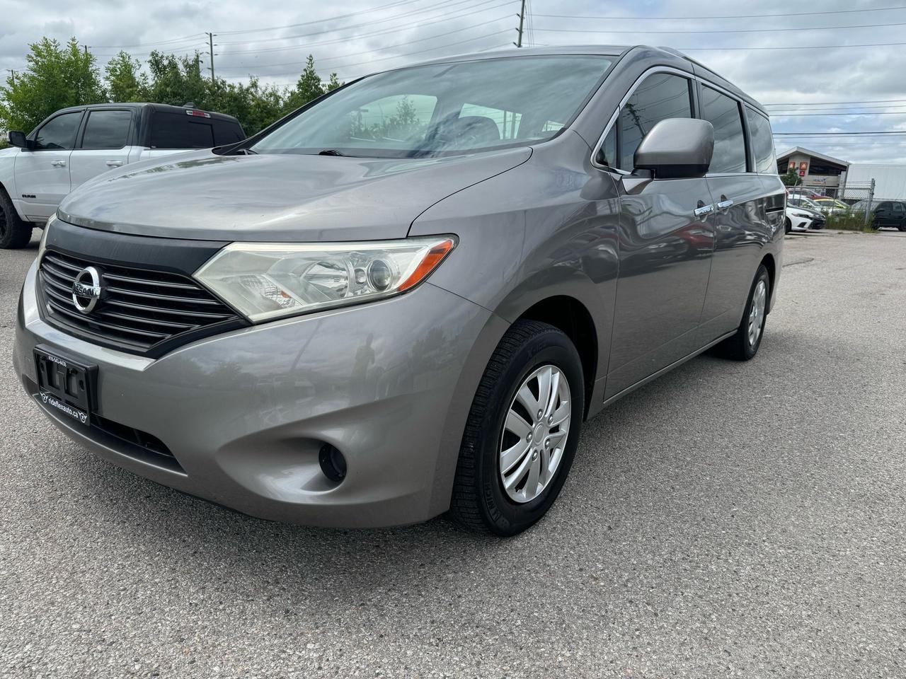 2013 Nissan Quest S - Photo #1