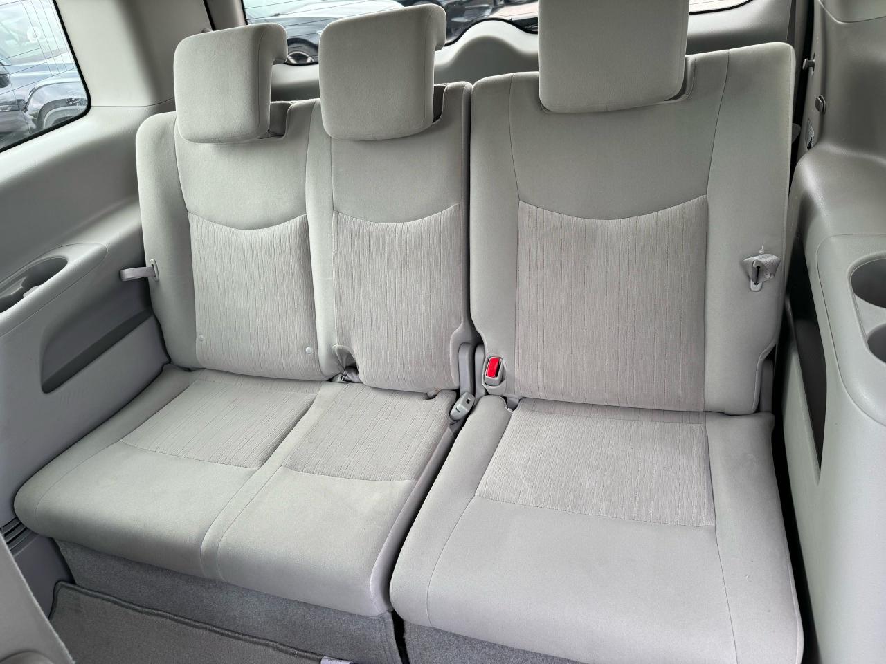 2013 Nissan Quest S - Photo #12