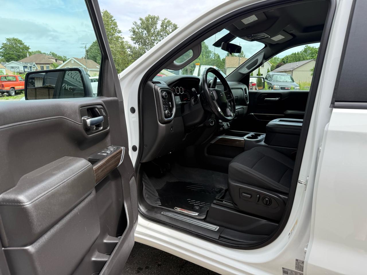 2021 Chevrolet Silverado 1500 LT Trail Boss Photo4