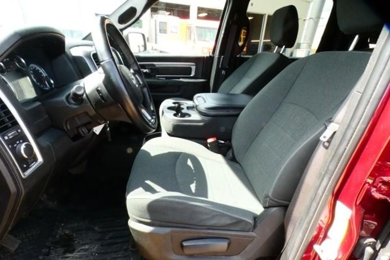 2021 Dodge Ram 1500 Crew Classic w/cloth seats, BUC - Photo #11