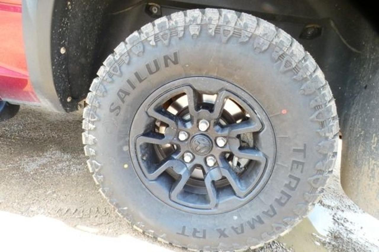 2021 Dodge Ram 1500 Crew Classic w/cloth seats, BUC - Photo #17
